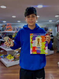 Cliente Distribuidora Cóndor con sobres Panini en Mendoza