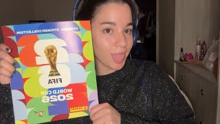 Cliente Distribuidora Cóndor con álbum Panini en Bahía Blanca